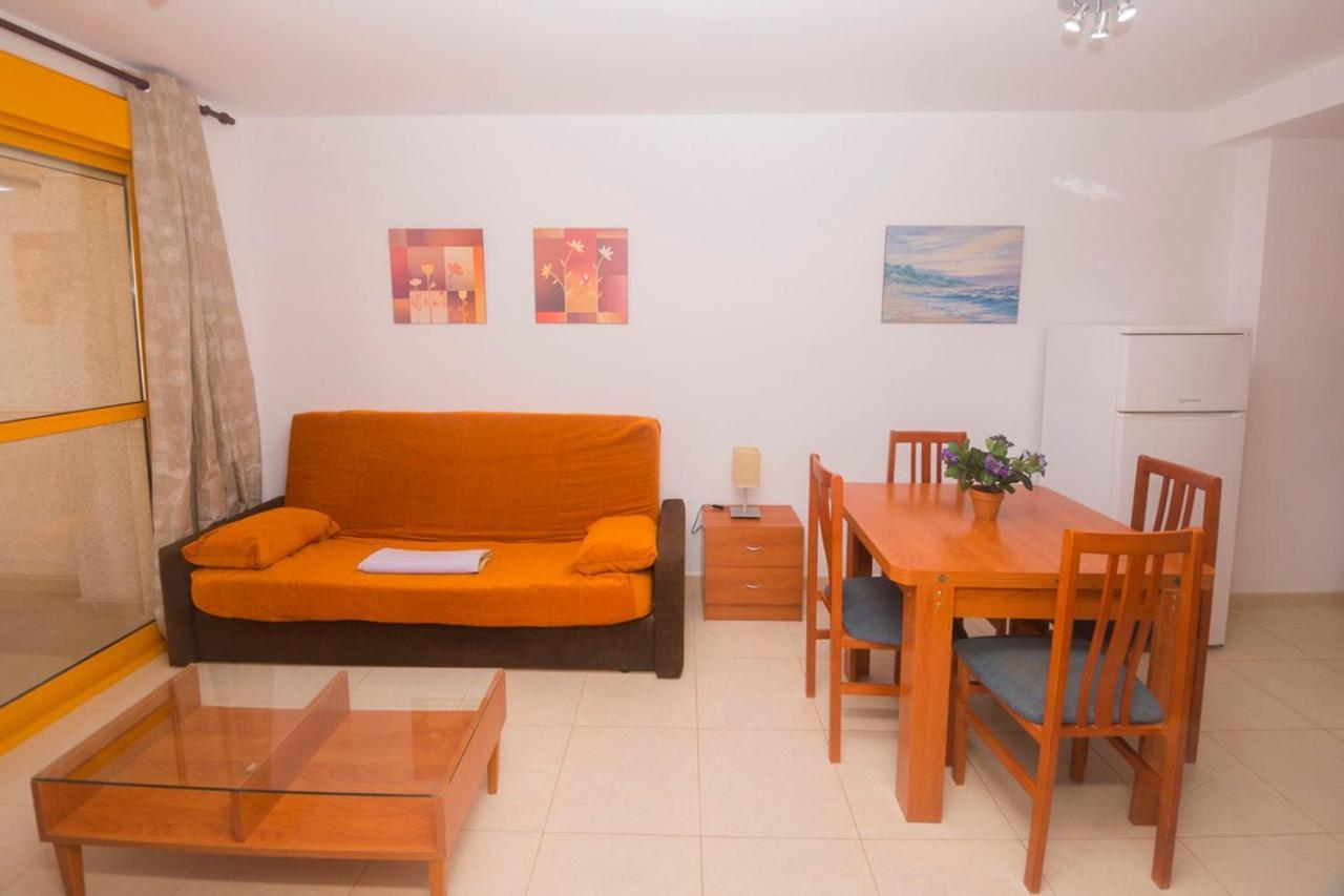 Apartamentos Ambar Beach Calpe Exteriör bild