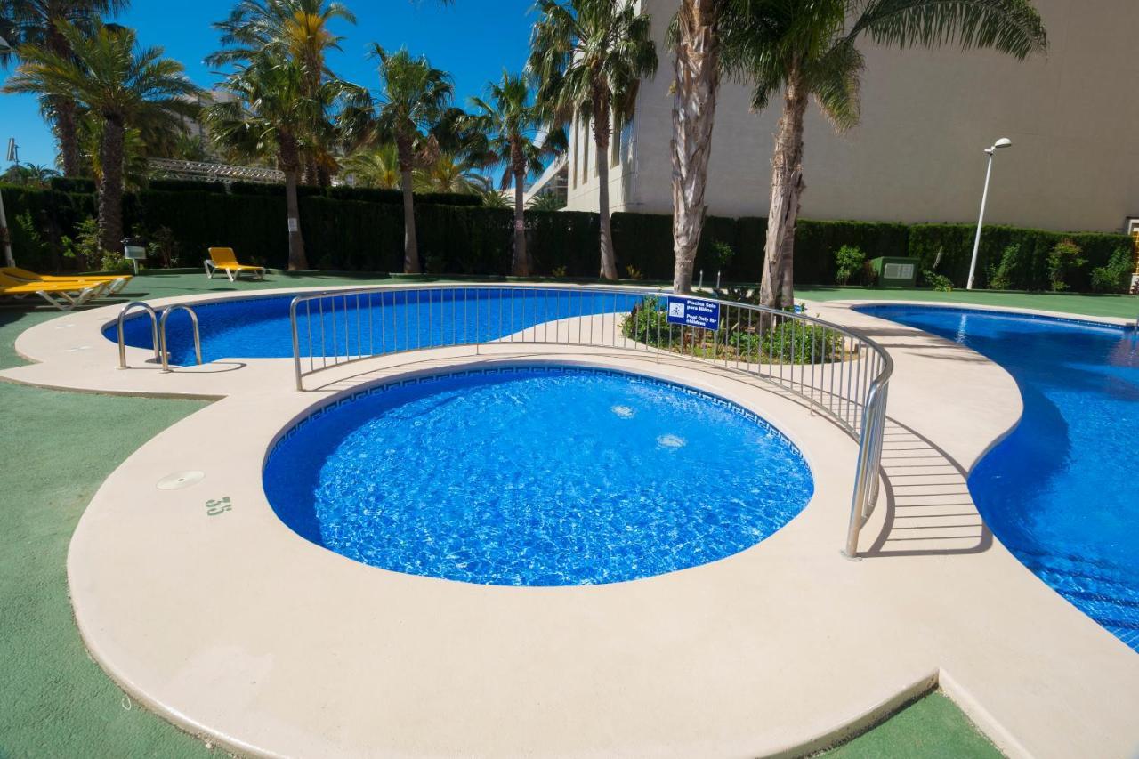 Apartamentos Ambar Beach Calpe Exteriör bild